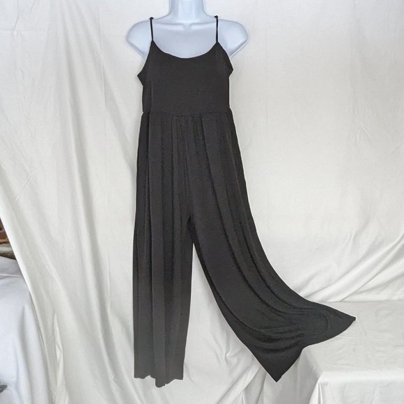 Petite S-M jersey-knit rounded-neck wide-leg black jumpsuit onesie EUC - Picture 1 of 6